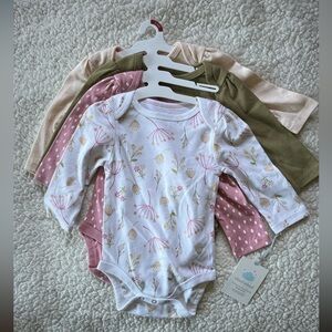 NWT Baby Onesies & Leggings, 3-6 months